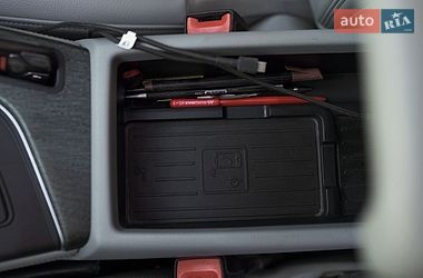 Седан Audi A4 2019 в Киеве