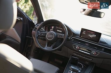 Седан Audi A4 2019 в Киеве