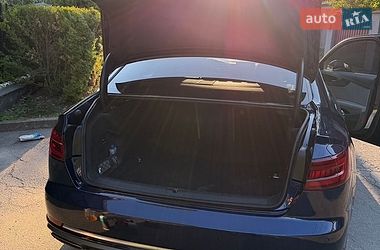 Седан Audi A4 2019 в Киеве