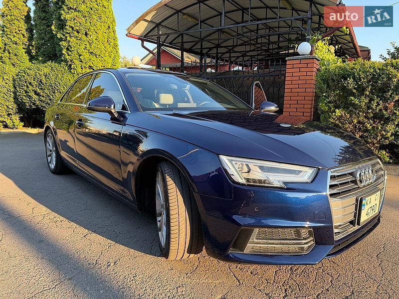 Седан Audi A4 2019 в Киеве