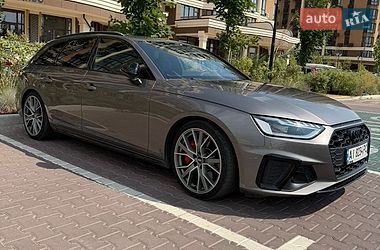 Універсал Audi A4 2019 в Києві