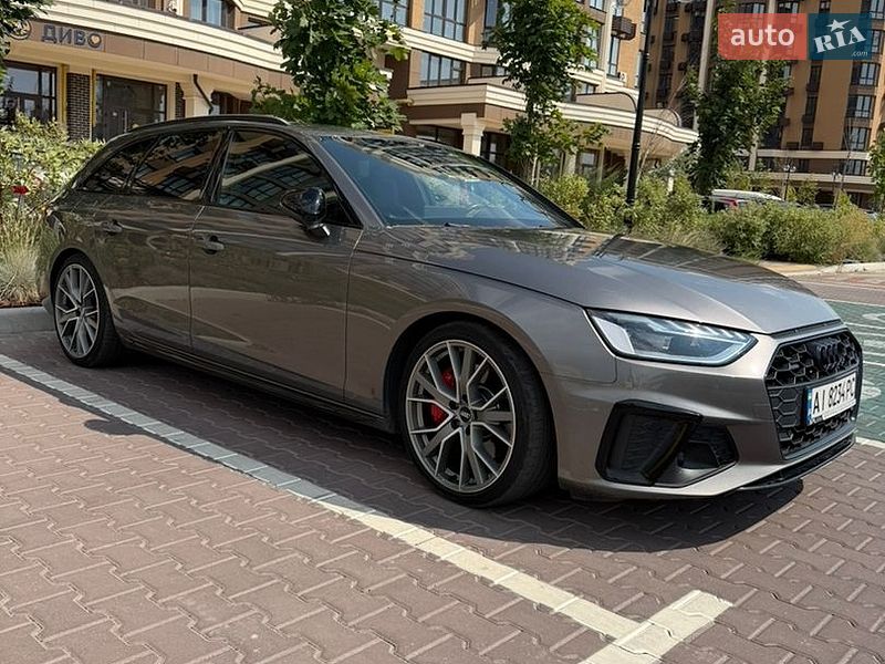 Універсал Audi A4 2019 в Києві