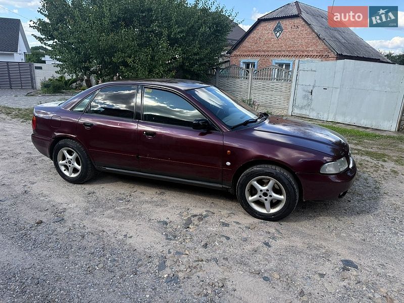 Седан Audi A4 1995 в Харькове