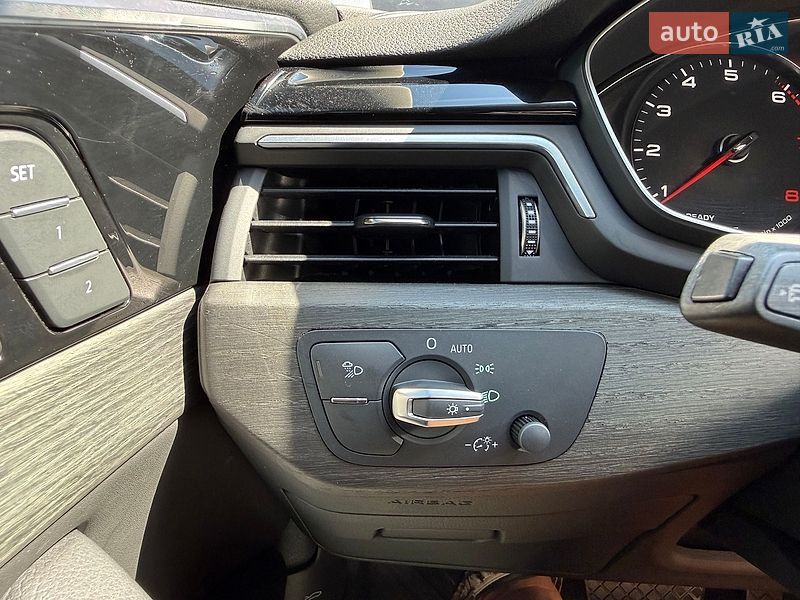 Седан Audi A4 2021 в Львове фото 34 Седан Audi A4 2021 в Львове