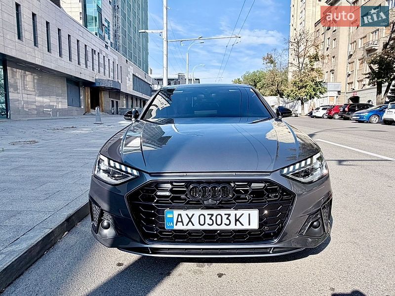 Седан Audi A4 2022 в Харкові