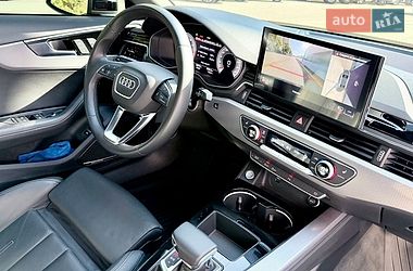 Седан Audi A4 2022 в Харкові