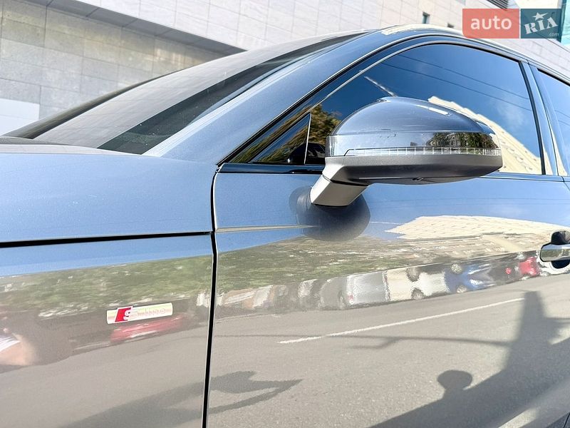 Седан Audi A4 2022 в Харкові