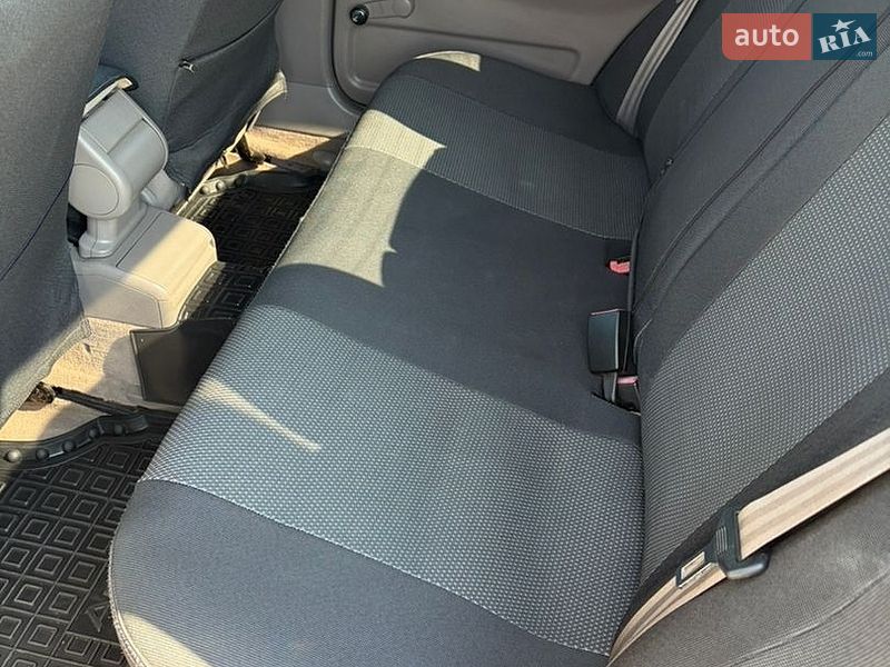 Седан Audi A4 1998 в Тернополе