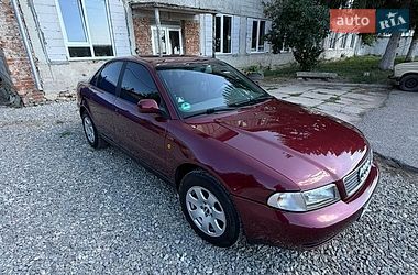 Седан Audi A4 1998 в Тернополе