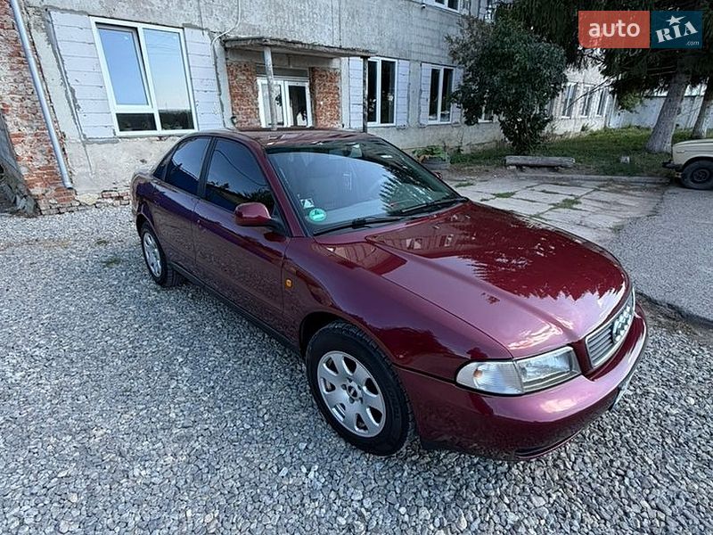 Седан Audi A4 1998 в Тернополе