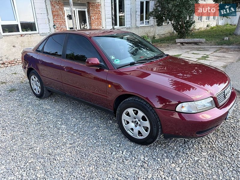 Седан Audi A4 1998 в Тернополе