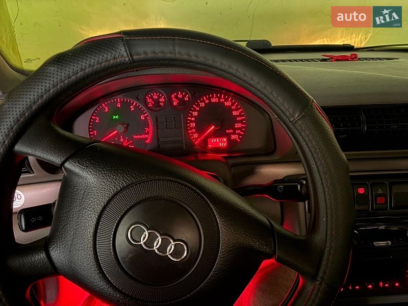 Седан Audi A4 1998 в Тернополе