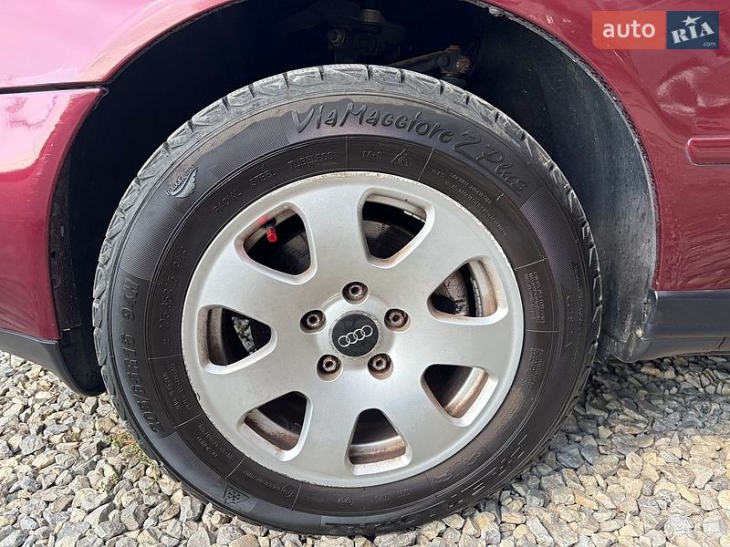 Седан Audi A4 1998 в Тернополе