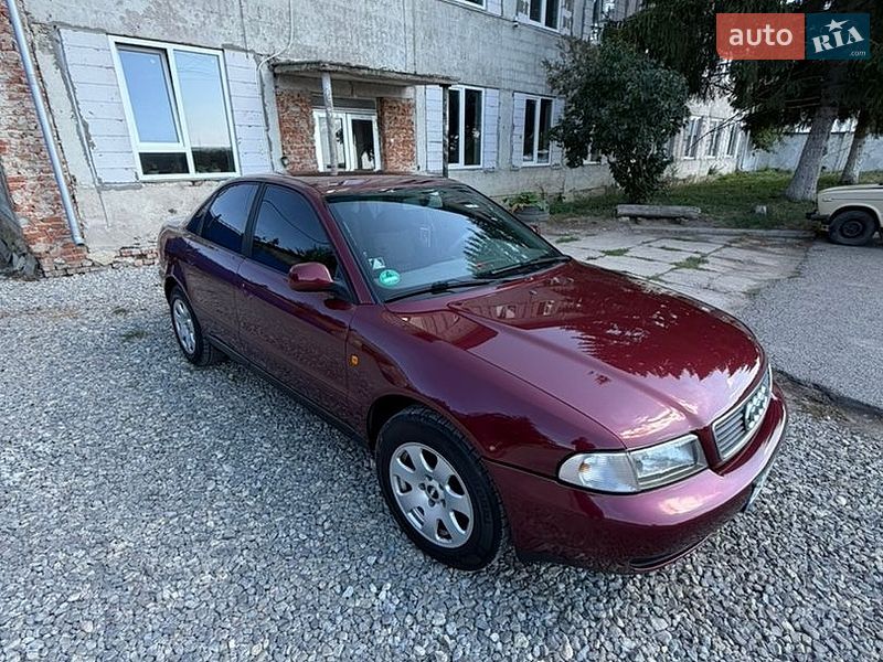 Седан Audi A4 1998 в Тернополе