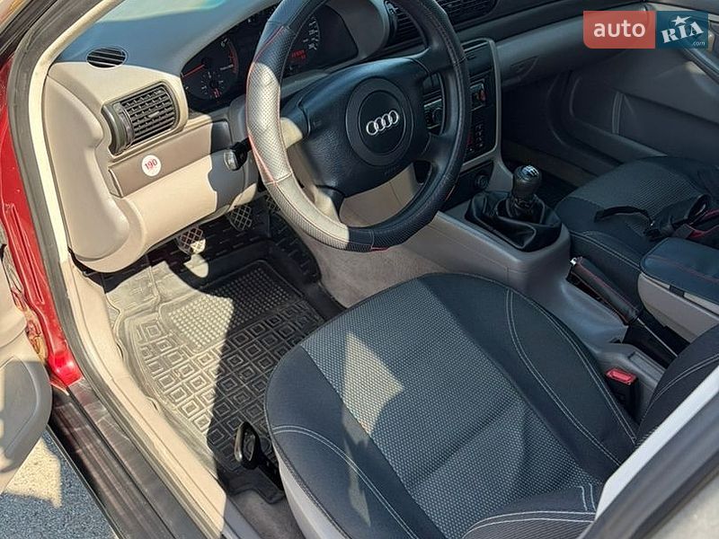 Седан Audi A4 1998 в Тернополе