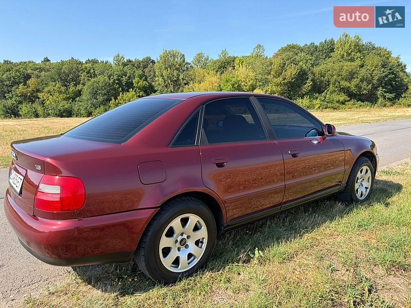 Седан Audi A4 1998 в Тернополе