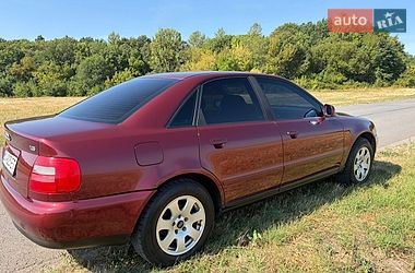 Седан Audi A4 1998 в Тернополе