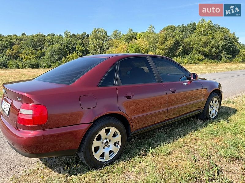 Седан Audi A4 1998 в Тернополе