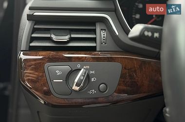 Седан Audi A4 2019 в Львове