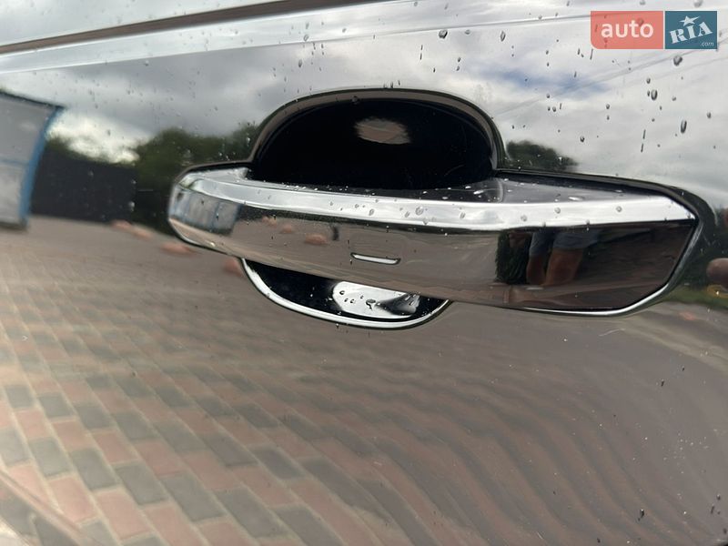 Седан Audi A4 2019 в Львове
