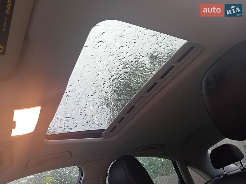 Седан Audi A4 2015 в Жидачові