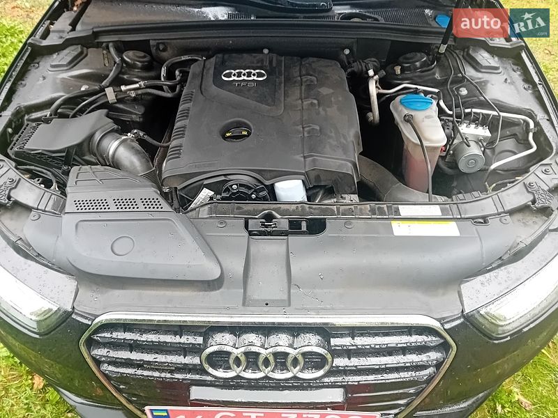 Седан Audi A4 2015 в Жидачові