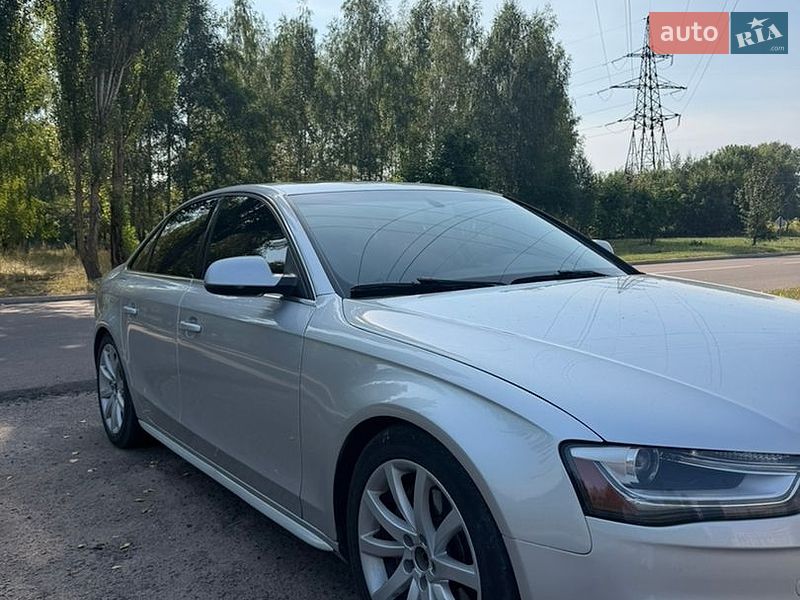 Седан Audi A4 2012 в Кролевце