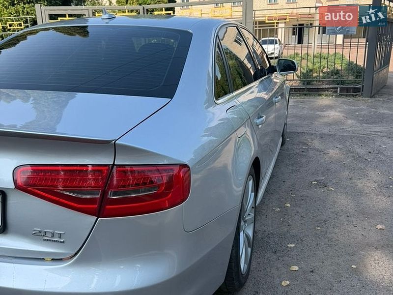 Седан Audi A4 2012 в Кролевце