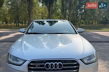 Седан Audi A4 2012 в Кролевце