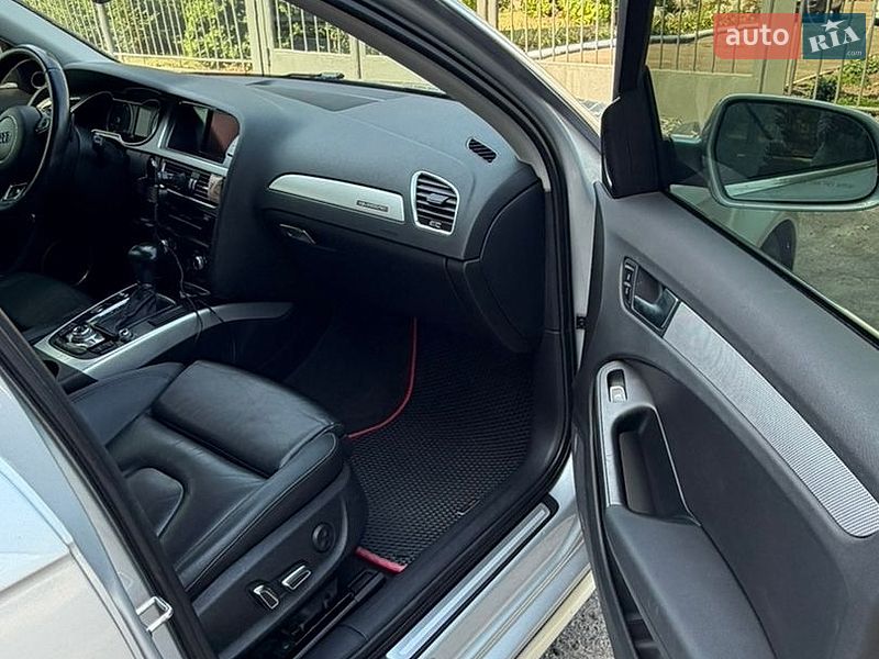 Седан Audi A4 2012 в Кролевце