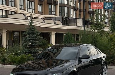 Седан Audi A4 2014 в Києві