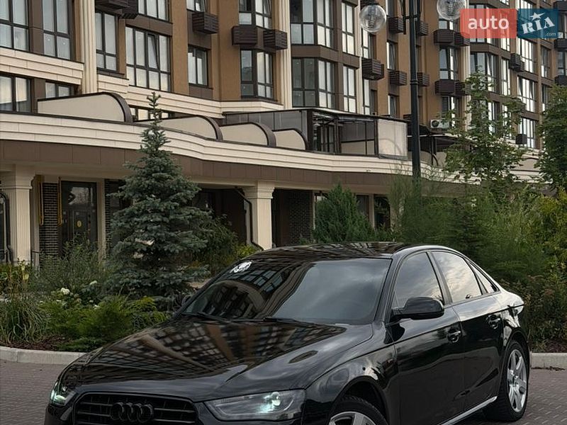 Седан Audi A4 2014 в Києві