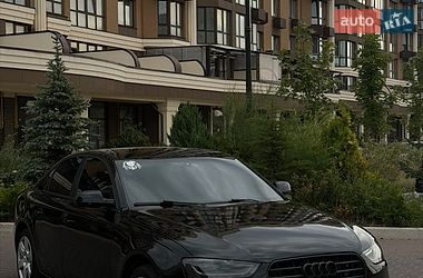Седан Audi A4 2014 в Києві