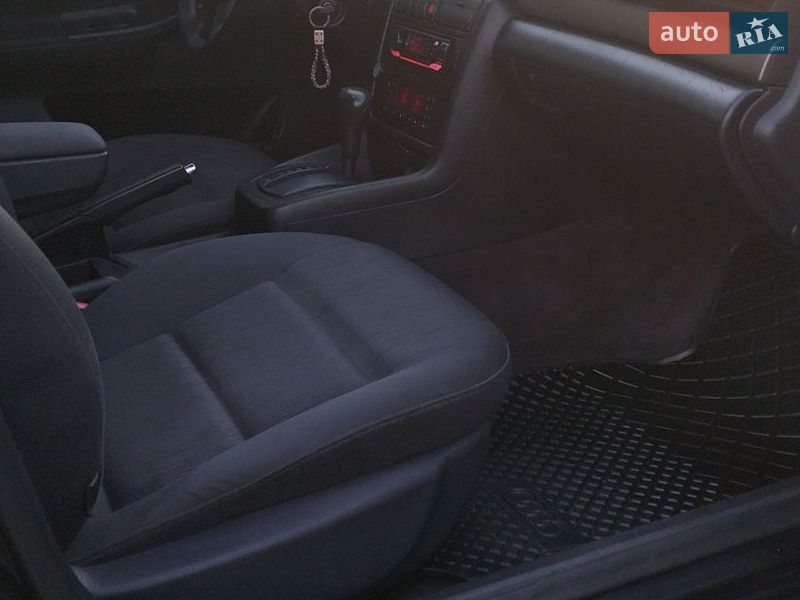 Універсал Audi A4 1998 в Тернополі