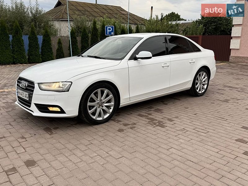 Седан Audi A4 2014 в Бершади
