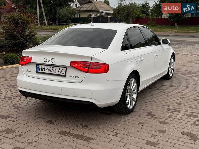 Седан Audi A4 2014 в Бершади
