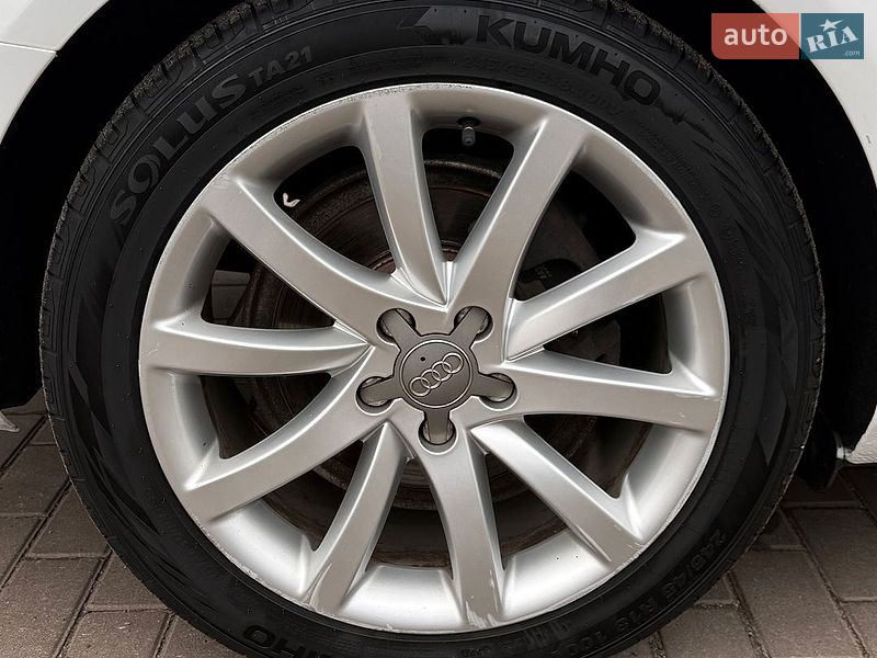 Седан Audi A4 2014 в Бершади