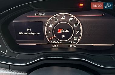 Седан Audi A4 2017 в Луцьку