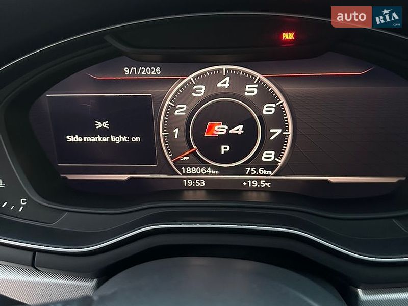 Седан Audi A4 2017 в Луцьку