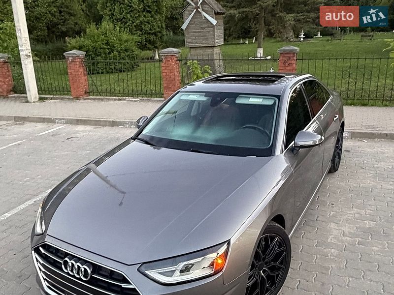 Седан Audi A4 2020 в Львові