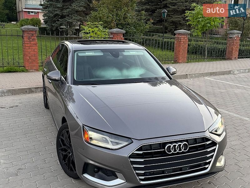 Седан Audi A4 2020 в Львові