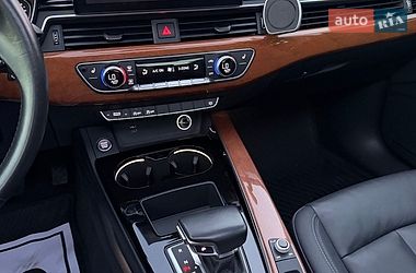 Седан Audi A4 2020 в Львові