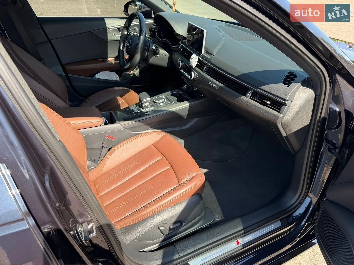2017 Audi A4 - мініатюра 16