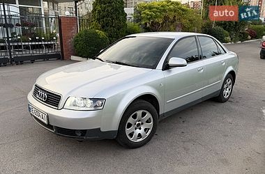 Седан Audi A4 2002 в Днепре