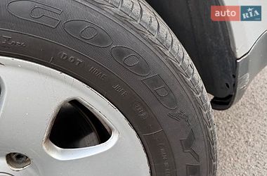 Седан Audi A4 2002 в Днепре