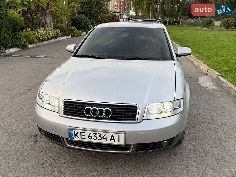 Седан Audi A4 2002 в Днепре