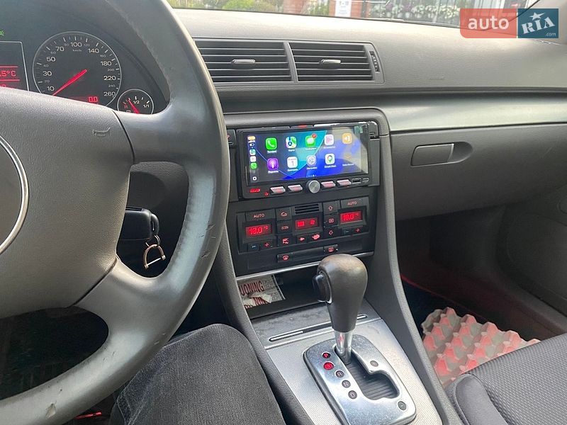Седан Audi A4 2002 в Днепре