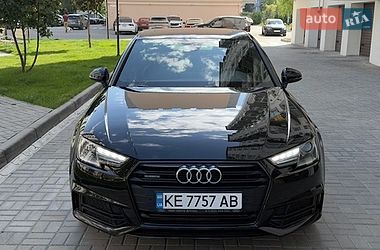 Седан Audi A4 2016 в Киеве