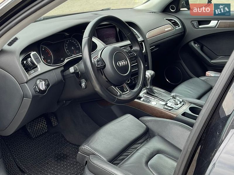 Седан Audi A4 2013 в Києві