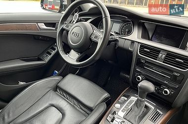Седан Audi A4 2013 в Києві
